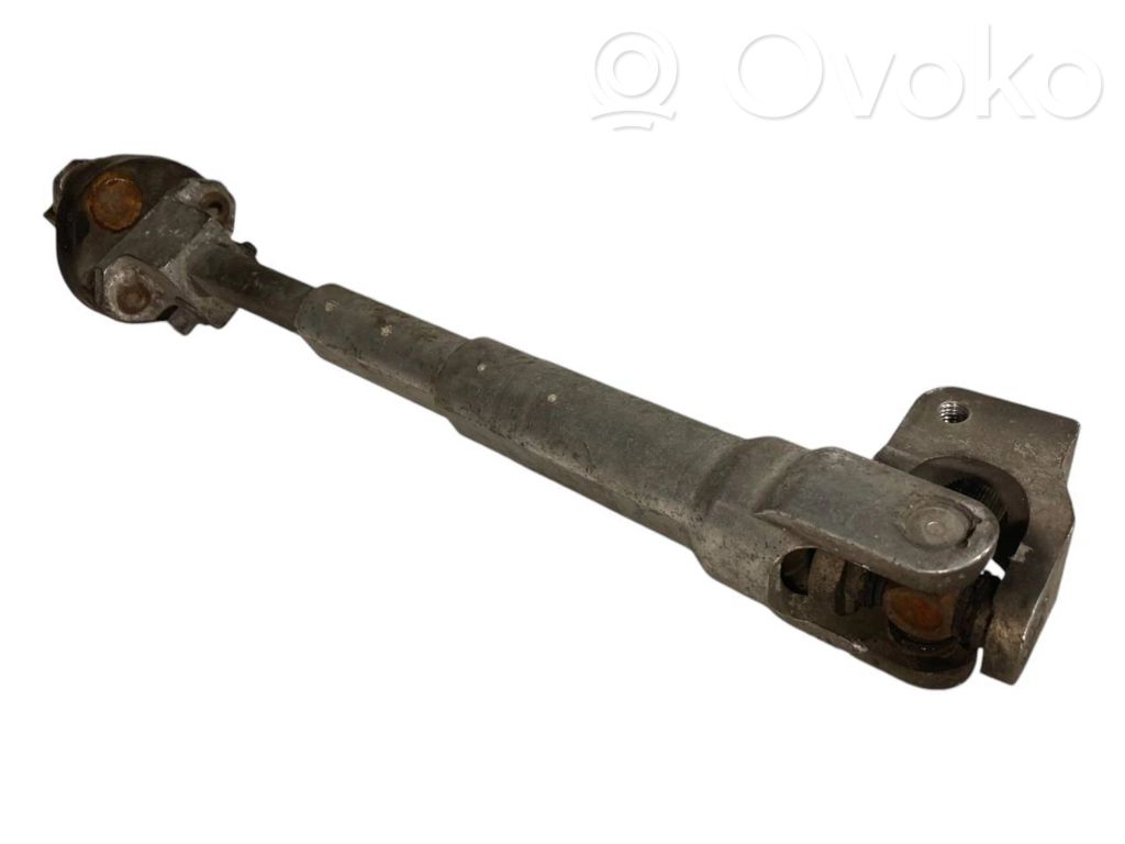 Stūresrata ass krustsavienojums