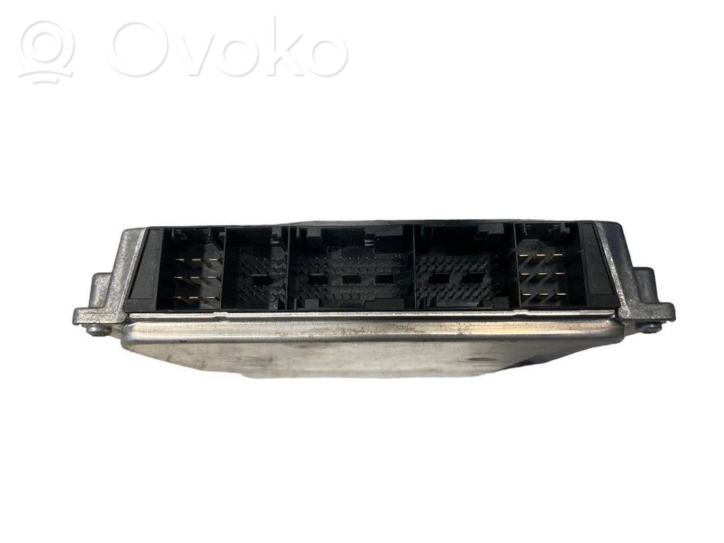 Dzinēja vadības bloks