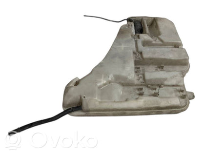 Logu šķidruma tvertne