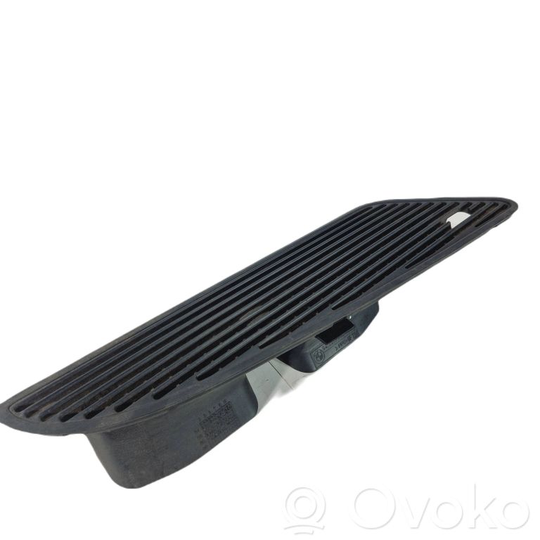 Centrālais gaisa ventilācijas režģis