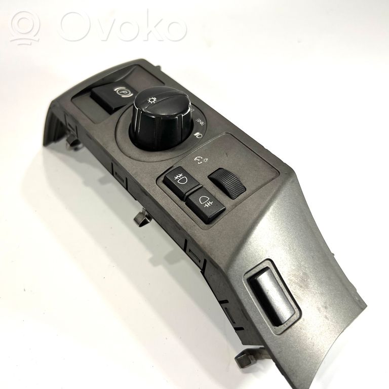 Headlight switch