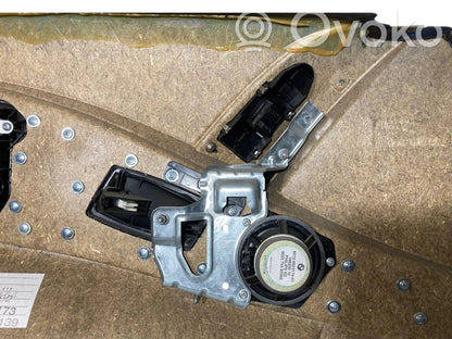 Priekšējo durvju apdare