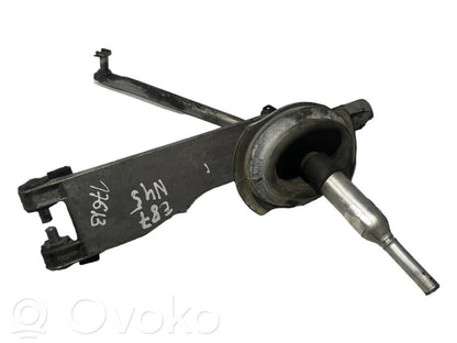 Switching mechanism (sliding mechanism)