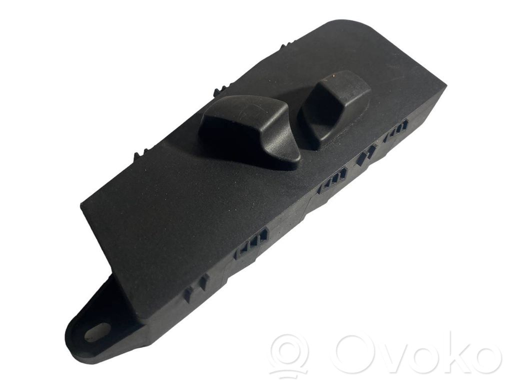 Переключатель(и) регулировки сиденья