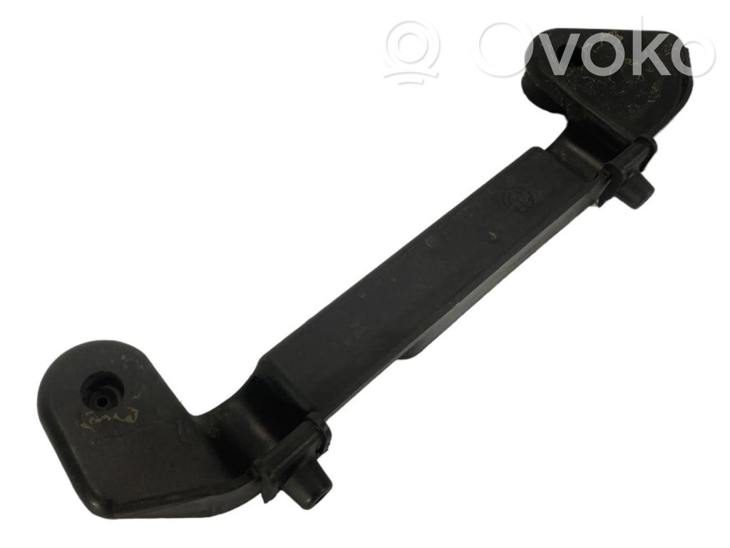 Держатель/кронштейн радиатора(ов)