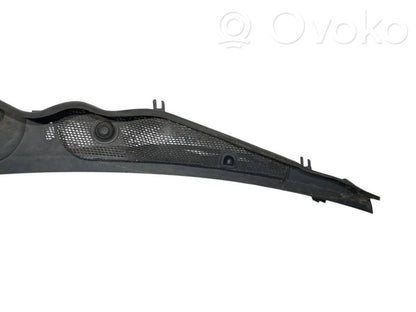 Stikla tīrītāja slotiņas