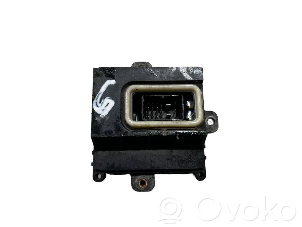 Ksenona vadības bloks