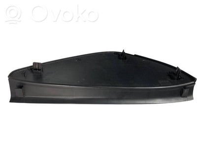 Paneļa dekoratīvās apdares vairogs (sānu)