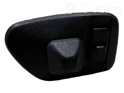 Side mirror switch