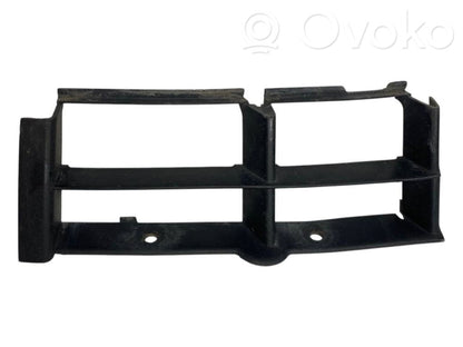 Apakšējais režģis (trīsdaļīgs)