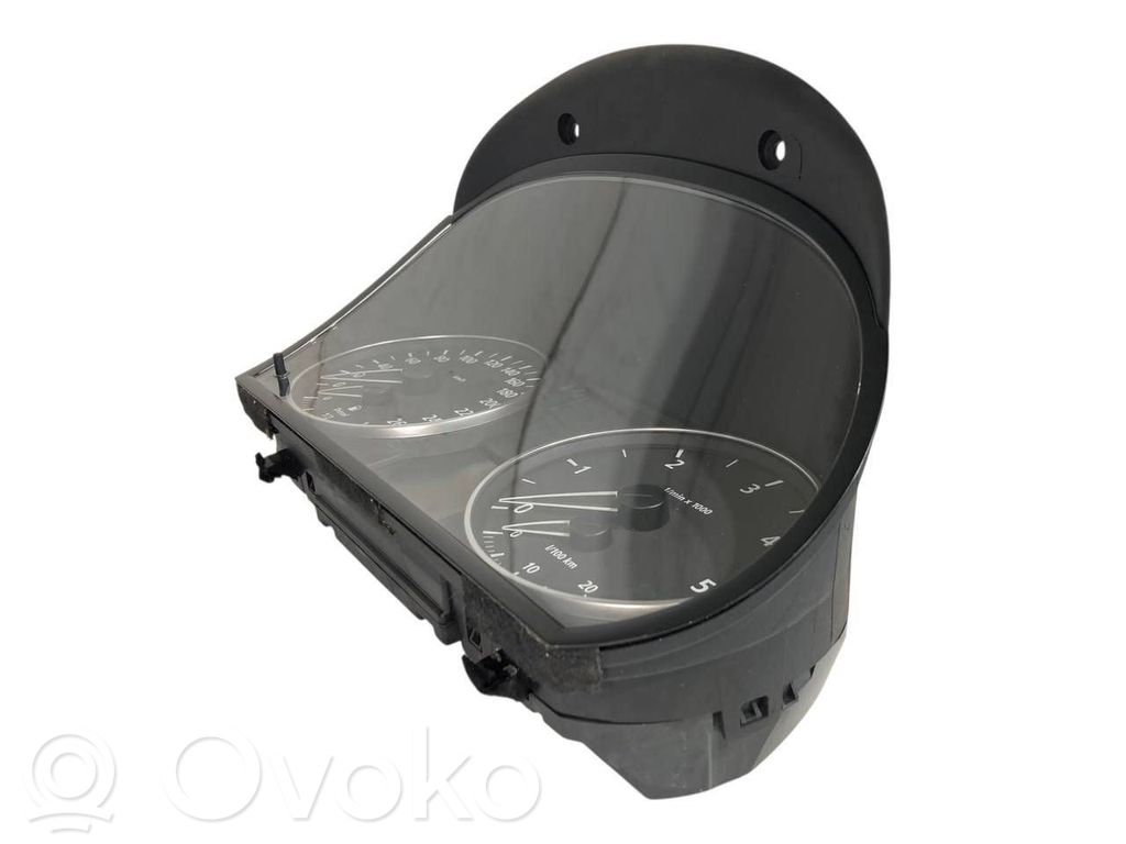 Spidometrs (instrumentu panelī)