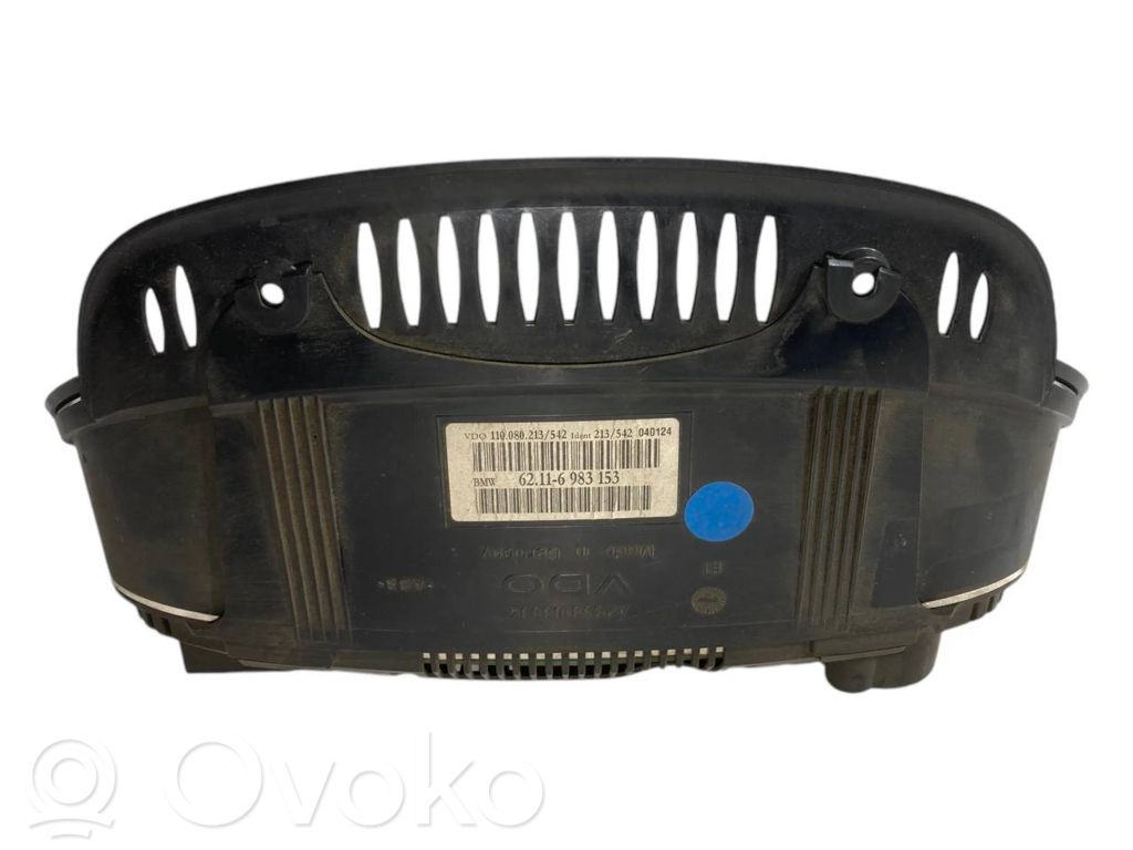 Spidometrs (instrumentu panelī)