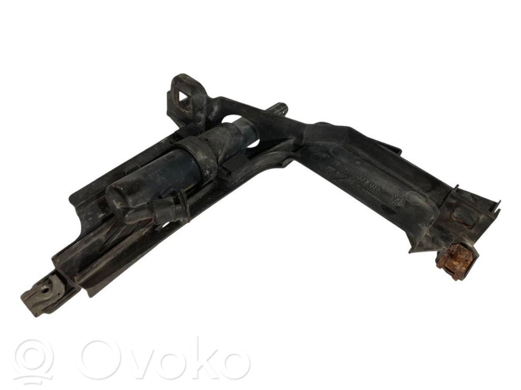 Priekšējā luktura turētājs