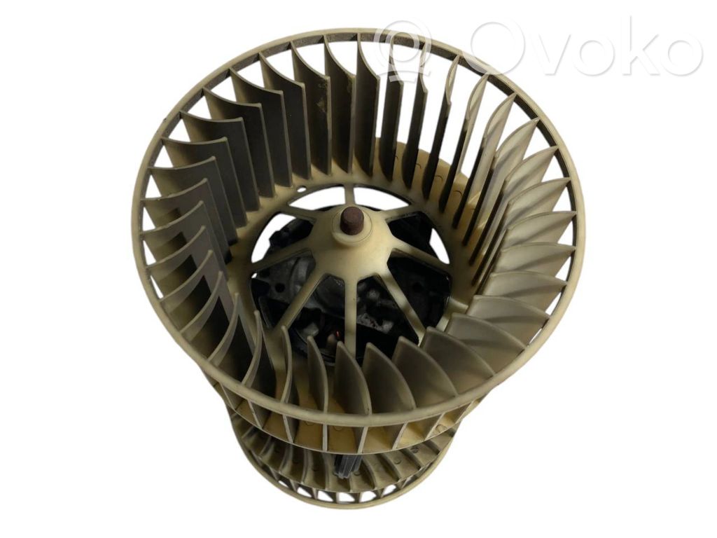 Mazā radiatora ventilators