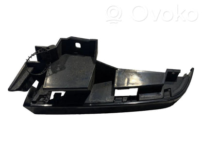 Rear bumper mounting bracket