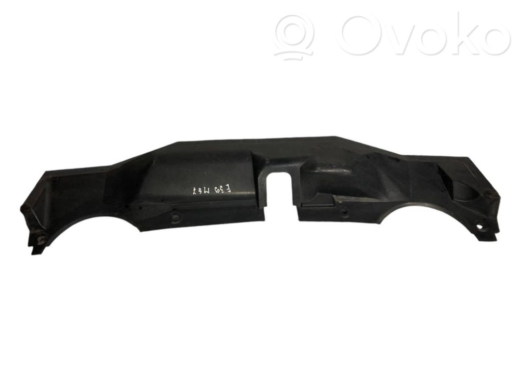 Cita veida dzinēja nodalījuma detaļa