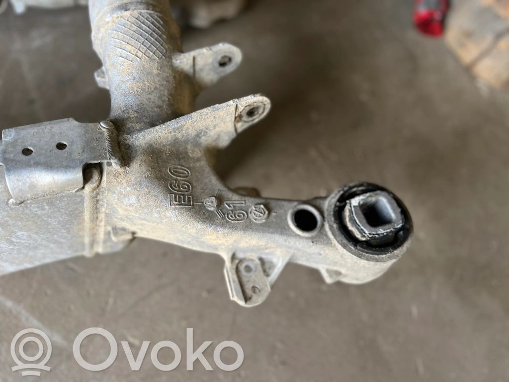 Aizmugurējais tilts