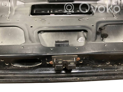 Aizmugurējais pārsegs (bagāžnieks)