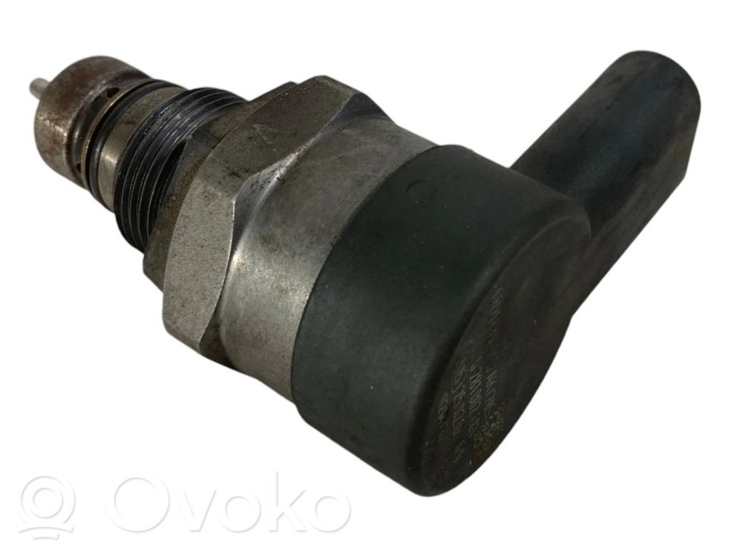 Degvielas spiediena regulators