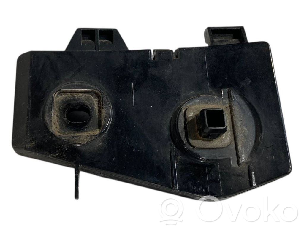 Aizmugurējā bufera montāžas kronšteins