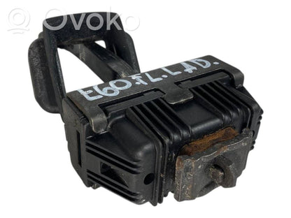 Durvju atvēruma ierobežotājs