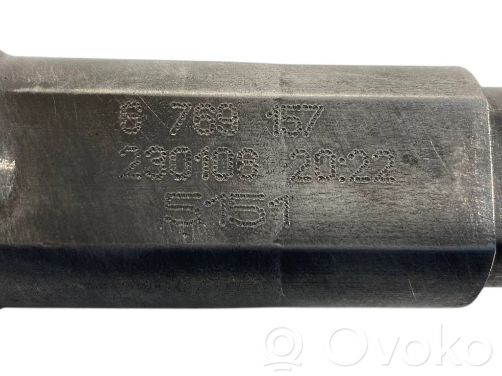 Steering wheel axle cross-joint