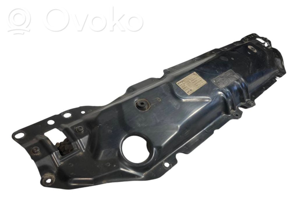 Radiatoru paneļa augšējā daļa (televizors)