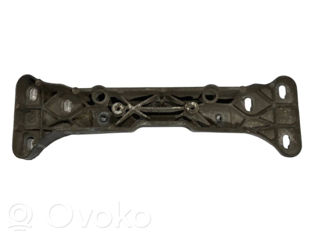 Кронштейн крепления трансмиссии