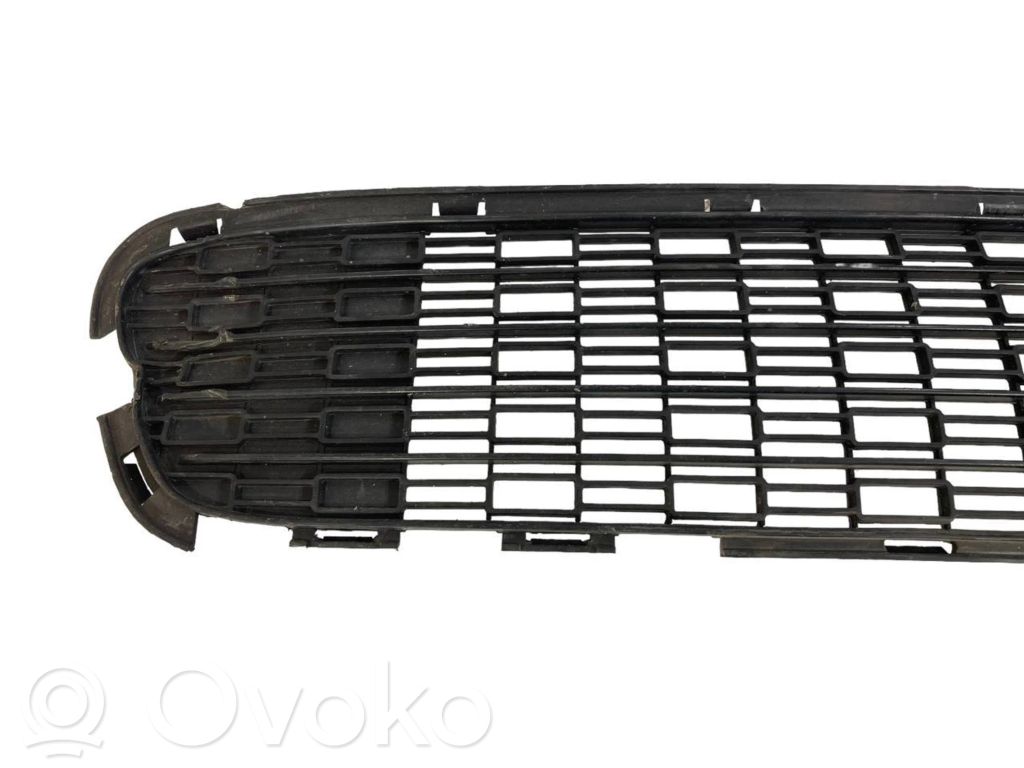 Apakšējais režģis (trīsdaļīgs)