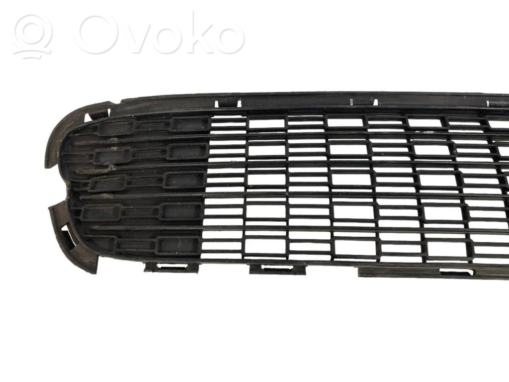 Apakšējais režģis (trīsdaļīgs)