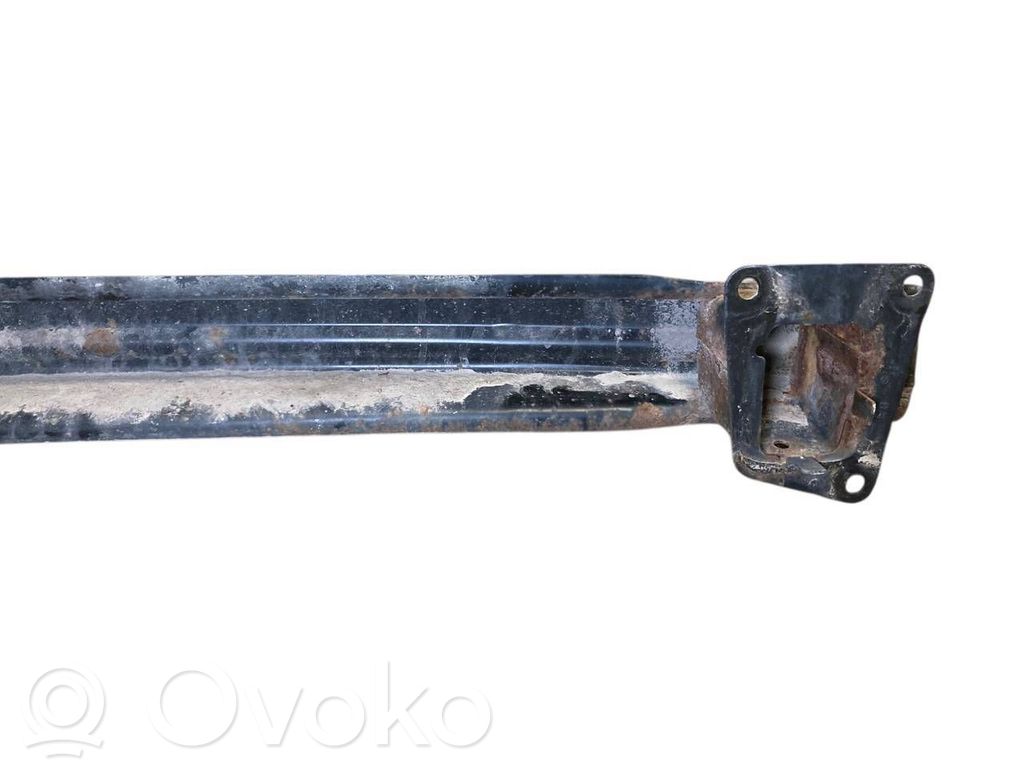 Aizmugurē bampera balka