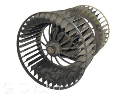 Mazā radiatora ventilators