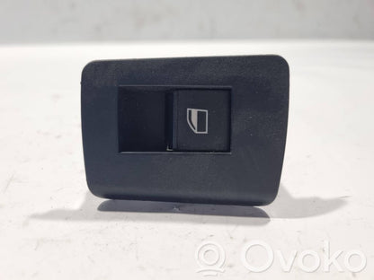 Power window switch