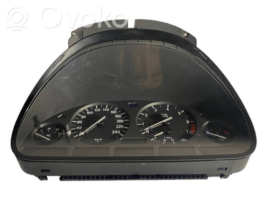 Spidometrs (instrumentu panelī)