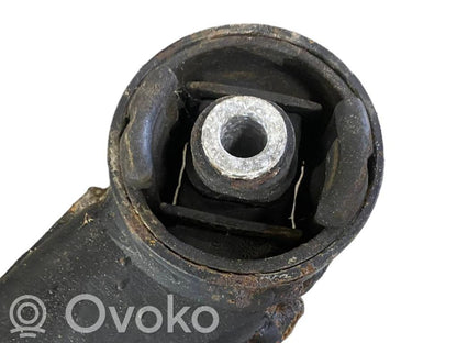 Pusrāmis aizmugurējais / priekšējais