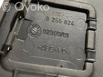 Bagāžnieka sānu apakšējās apdares panelis