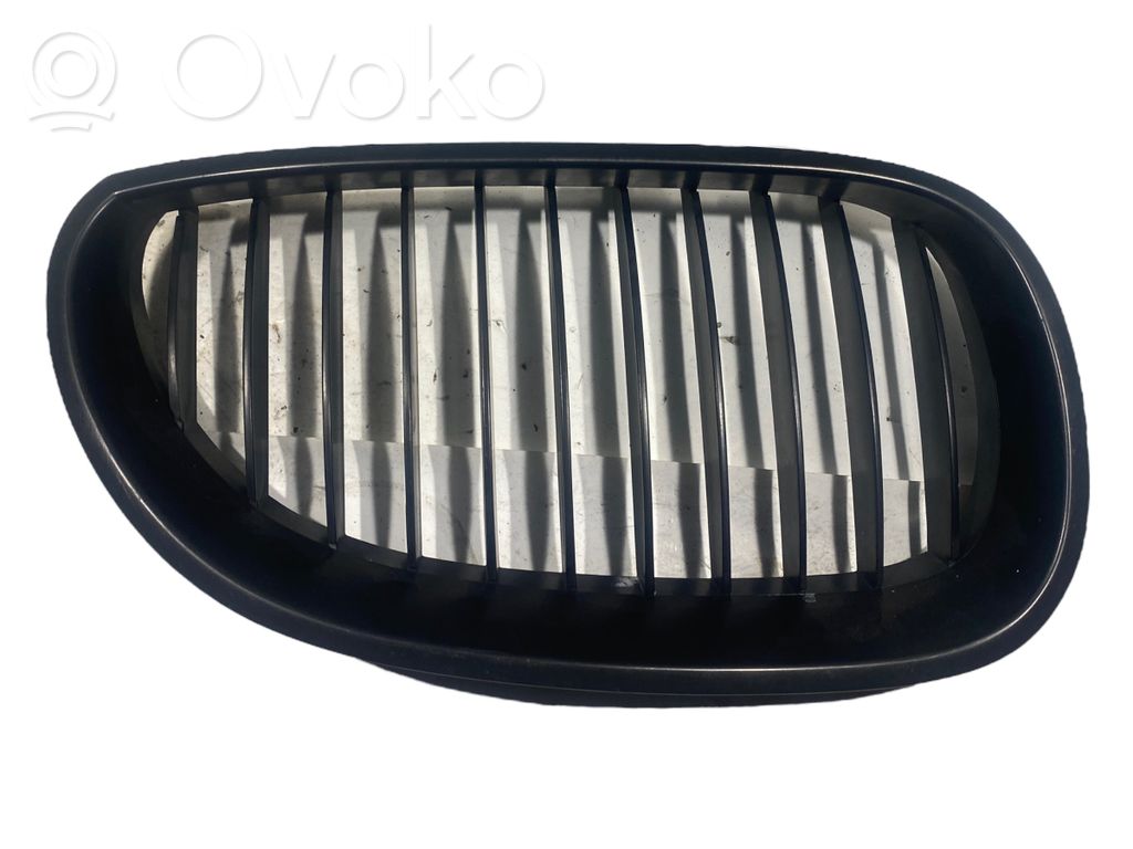 Top grille