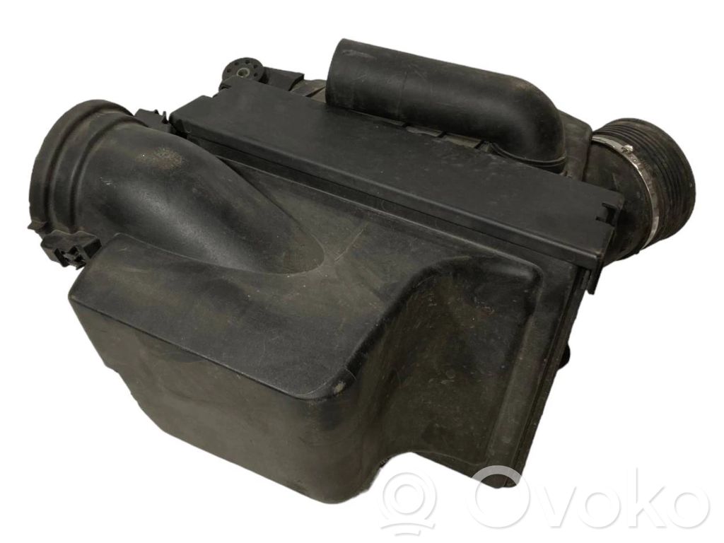Air filter box