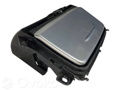 Pelnutrauks (priekšā)