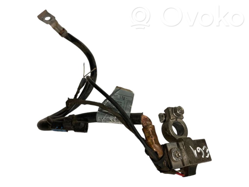 Отрицательный провод (аккумулятор)