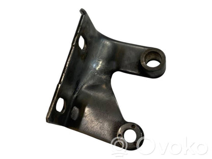 Cita veida dzinēja nodalījuma detaļa