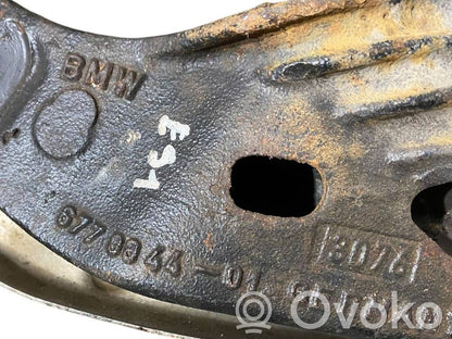 Dzinēja nostiprināšanas stiprinājums-kronšteins