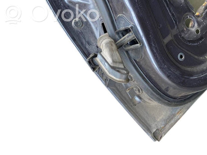 Aizmugurējās durvis