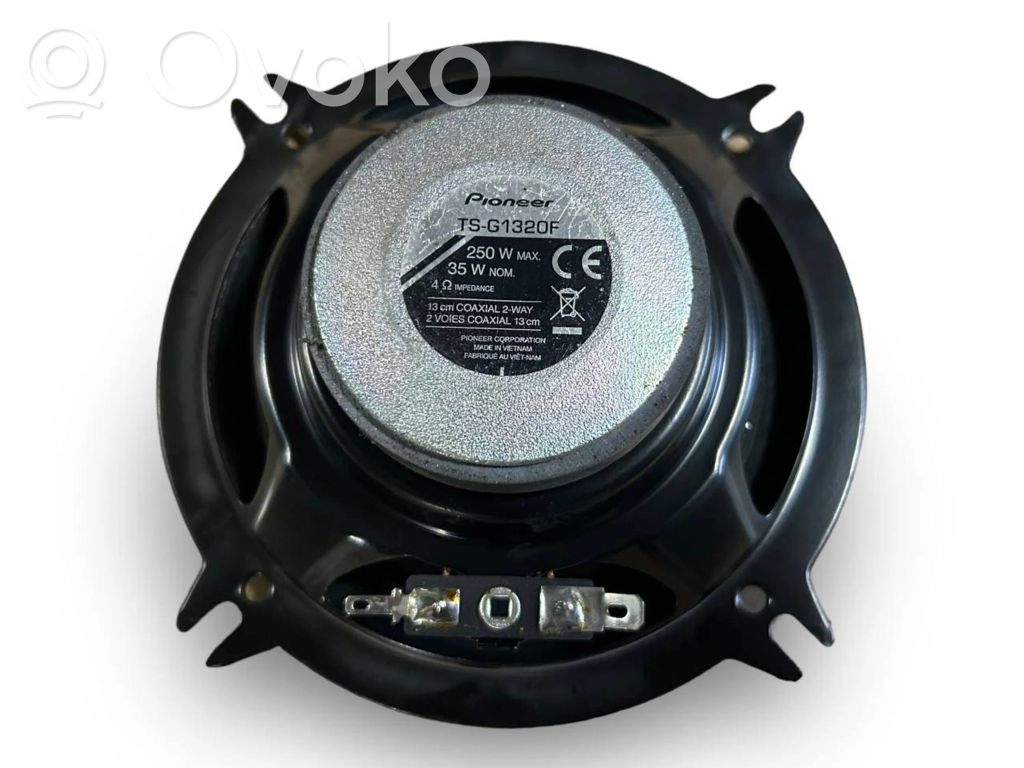 Skaļrunis (-i) priekšējās durvīs