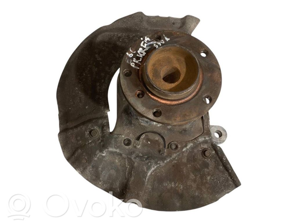 Priekšējā riteņa rumbas vārpstas šarnīrs (stupica, capfa)