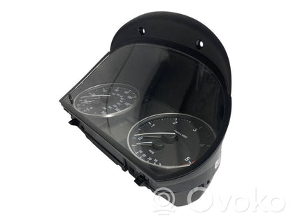 Spidometrs (instrumentu panelī)