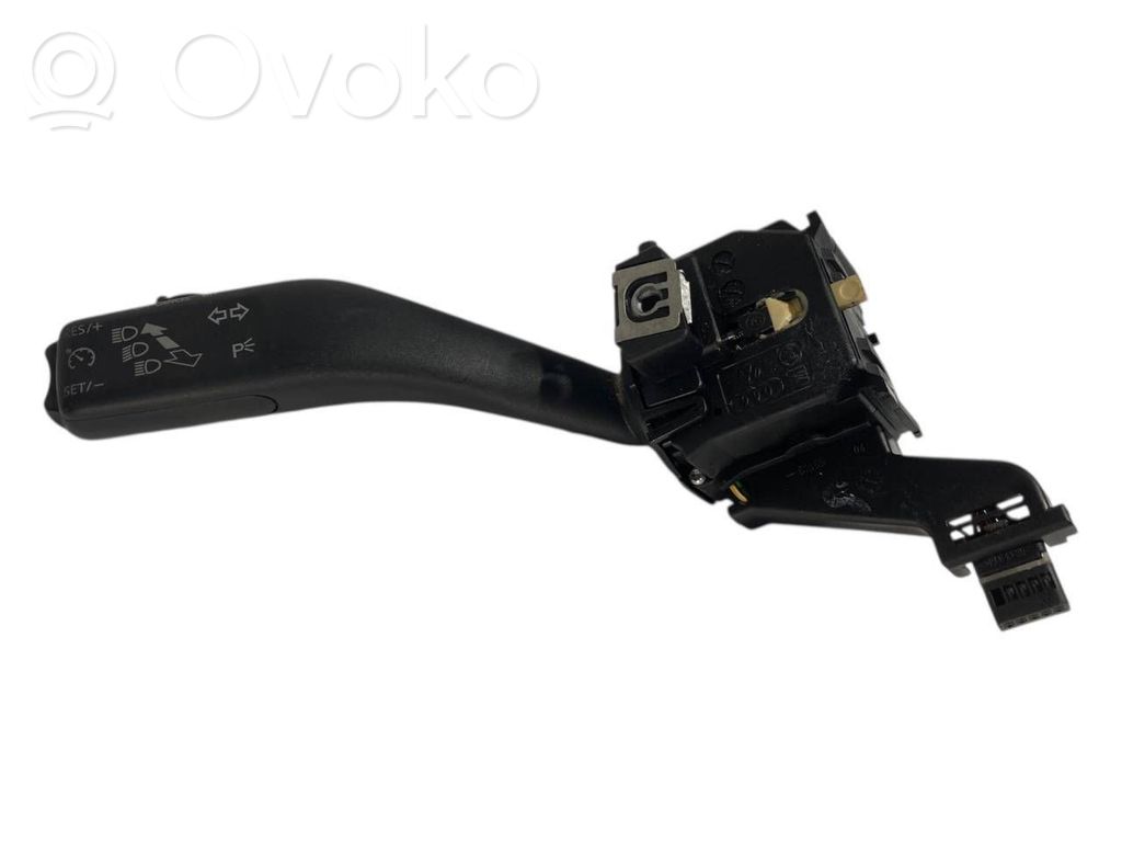 Pagrieziena signālu / lukturu sviria