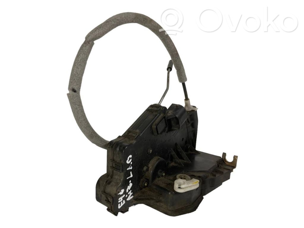 Aizmugurē slēdzene