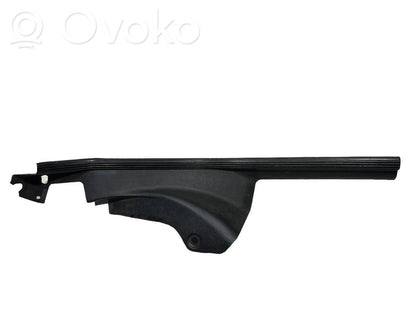 Другая часть интерьера