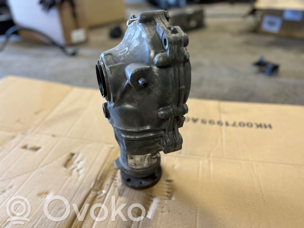 Priekšējais reduktors